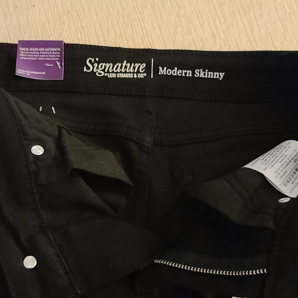 Black Jeans